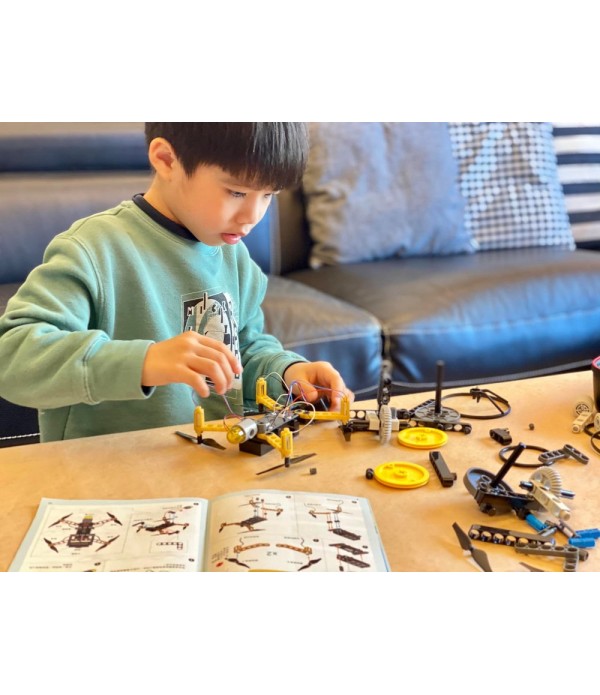 Children's UAV STEM toys