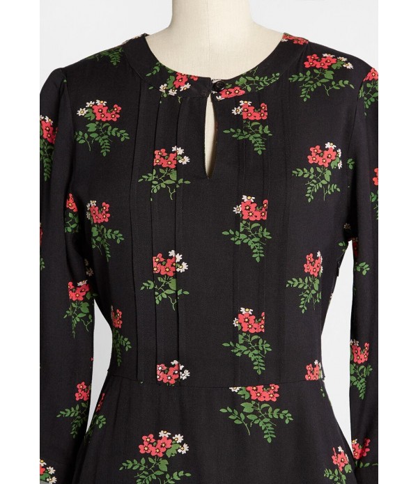 A Floral Folklore Midi Dress