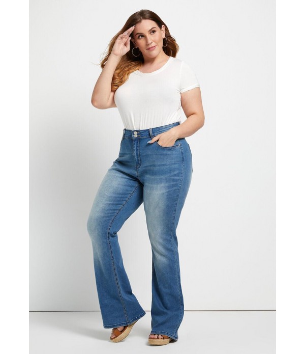 Buttons Cropped Jeans - Plus Size
