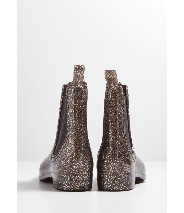 Glitz Raining, Glitz Pouring Rain Boot in Steel