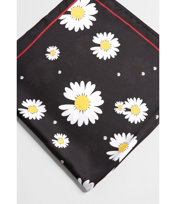 Raining Daisies Bandana