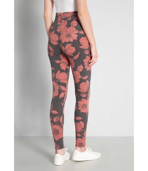 Leader of the Lotus Pose Leggings